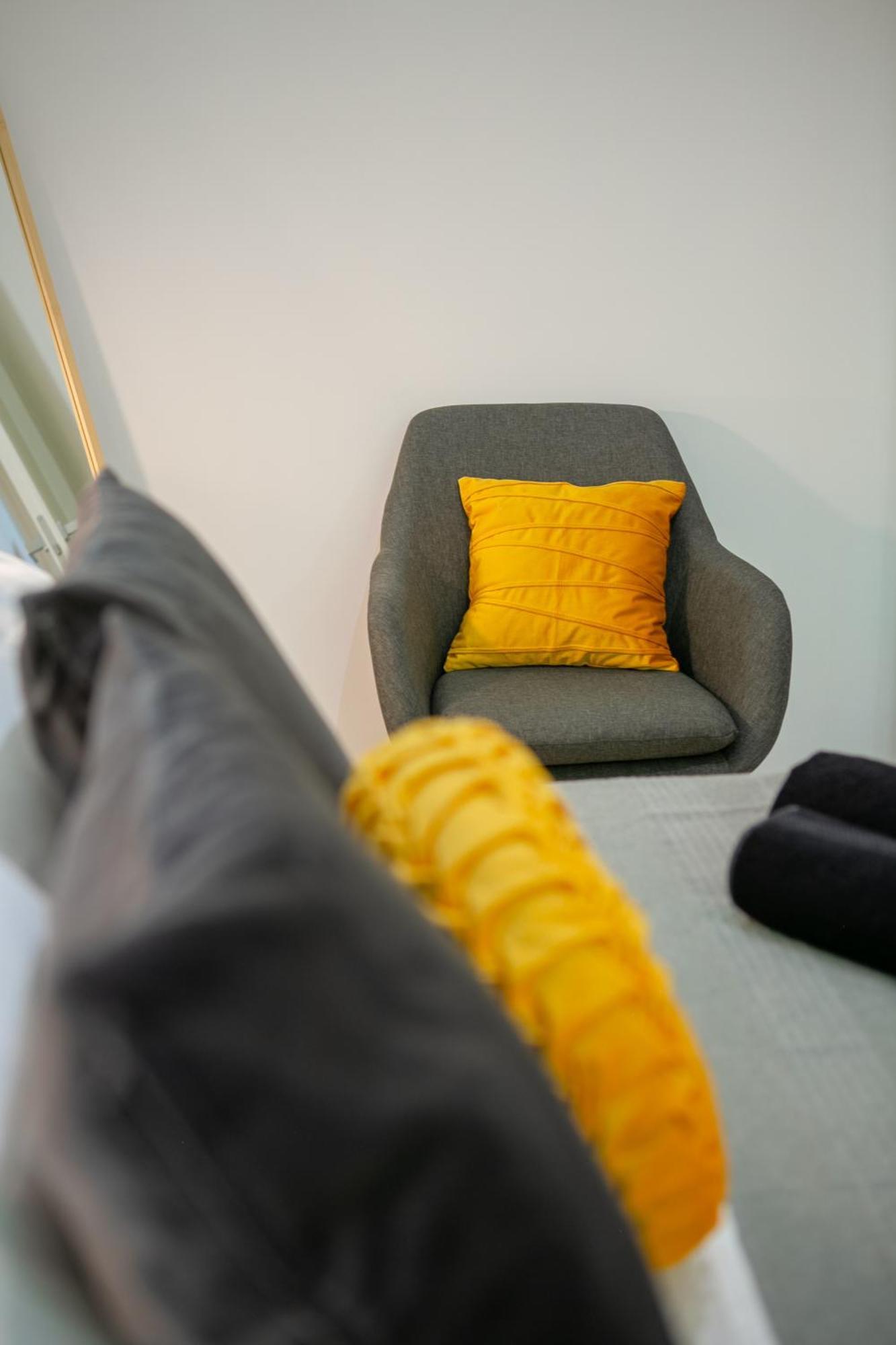 Mustard Apartment S Camillo - Holiday Homes ローマ エクステリア 写真